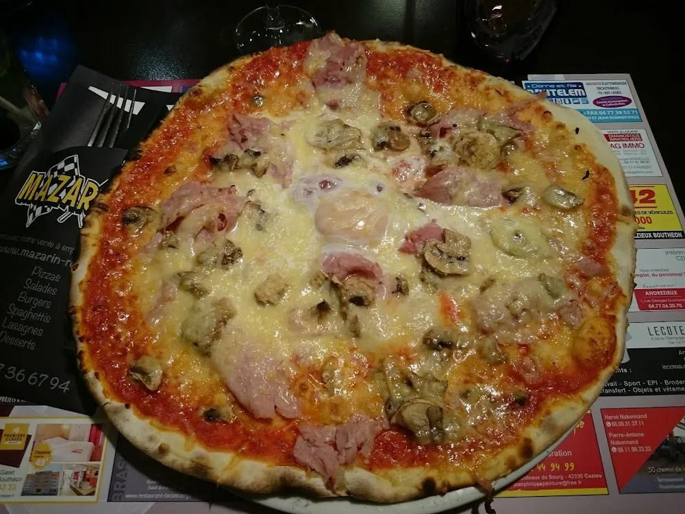 Pizza Reine Oeuf Crème